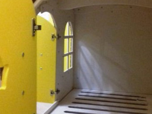A fortress for children with beds a play area on the second level Modelo 3D
