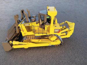 Cat D11 Bulldozer 3D Model