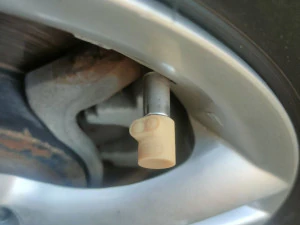 POKRYWA ZAWOR&Oacute;W GIĘTARKI Model do druku 3D