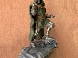 Marvel Dr Doom Sculpture Ready to Print STL 3D Baskı Modeli