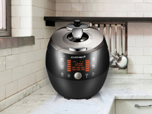 Electric pressure cooker for 6 people 3D Model