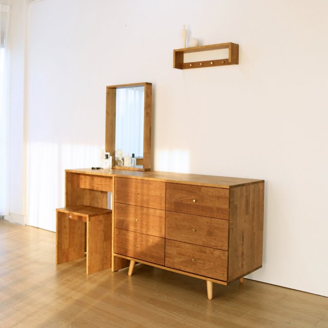 Brownie Wood Dressing Table 3D Model .c4d .max .obj .3ds .fbx .stl .blend 