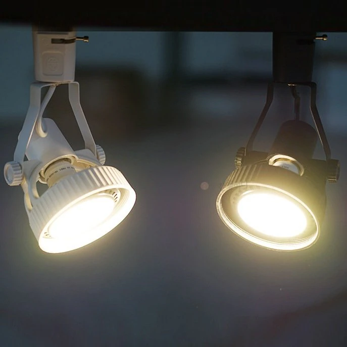 Rail lighting PAR30 spot rail lighting 3D Model .c4d .max .obj .3ds .fbx .stl .blend 
