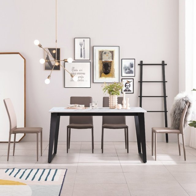 Arnold White Porcelain Tong Ceramic Dining Table Set for 4 3D Модель .c4d .max .obj .3ds .fbx .stl .blend 