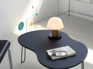 Super Matte Apple Object Folding Table Modelo 3D