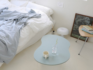 Super Matte Apple Object Folding Table Modelo 3D