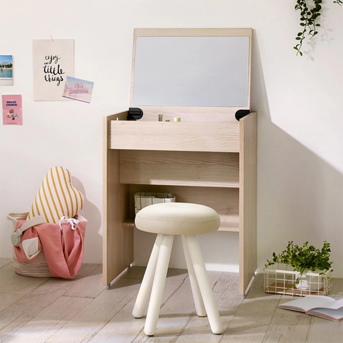 Dana vanity 3D Model .c4d .max .obj .3ds .fbx .stl .blend 
