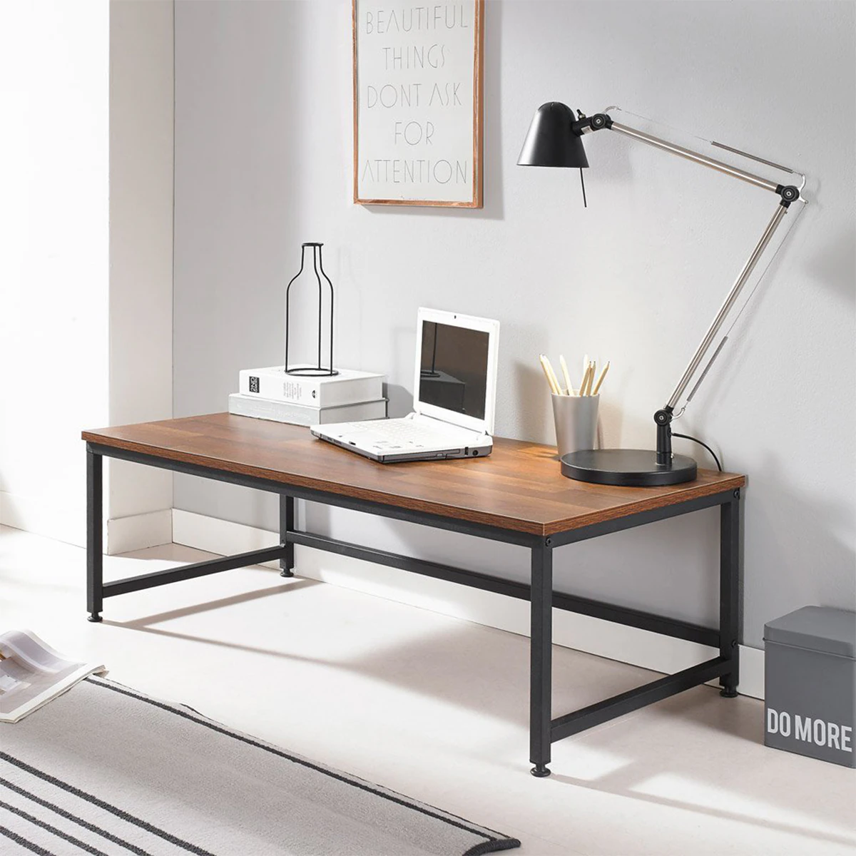 Computer sitting desk general type 3D Model .c4d .max .obj .3ds .fbx .stl .blend 