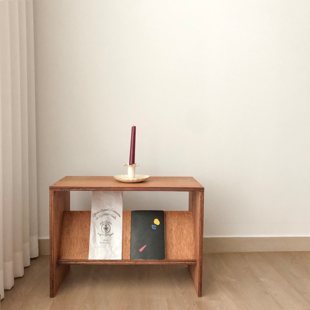 LOM ROM Magazine Rack Table 3D Модель .c4d .max .obj .3ds .fbx .stl .blend 