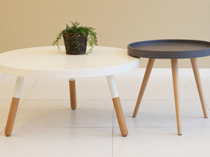 Weeping 108 round table Modèle 3D
