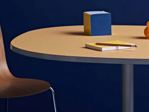 Willy Round Table Cafe 3D Model