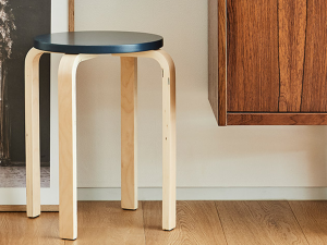 Round stool wooden chair Modèle 3D