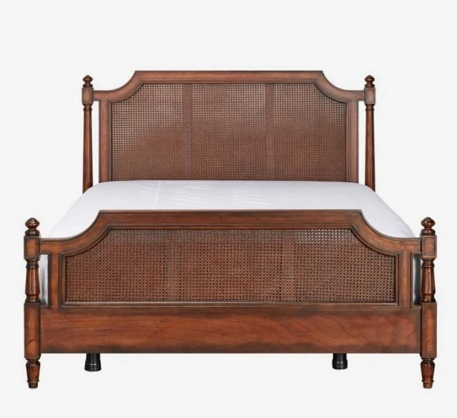 Queensize-Bett aus massivem Holz 3D Modell .c4d .max .obj .3ds .fbx .stl .blend 