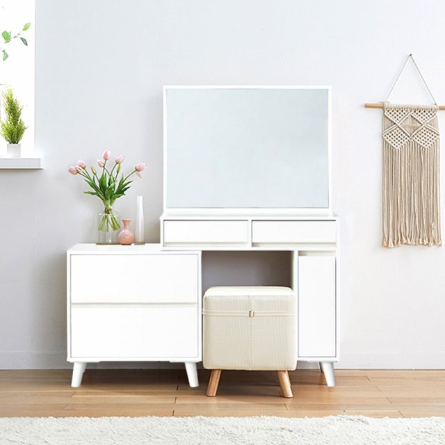 Amy Extension Extendable Dressing Table 3D Model .c4d .max .obj .3ds .fbx .stl .blend 