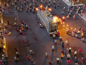 Zombie Apocalypse in city with zombie hunter crew on doomsday bus 3D 模型