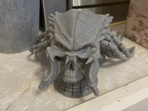 Predator Head with Dreadlocks STL 3D Print Files Model Cetak 3D