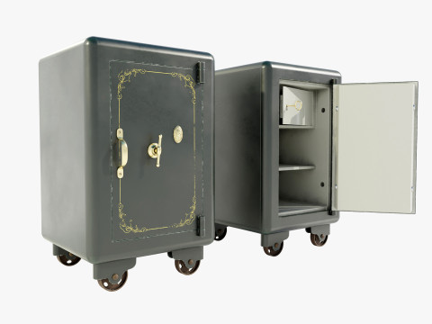 Vintage Safe 3D Model