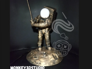 Astronauta jugando al golf- Velador 3D Print Model