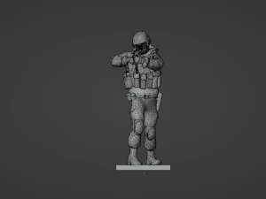 Figuras de um soldado em p&eacute; com RPK e PKM Modelo 3D