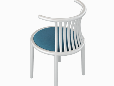 Curved Iron Chair 02 Model 3D