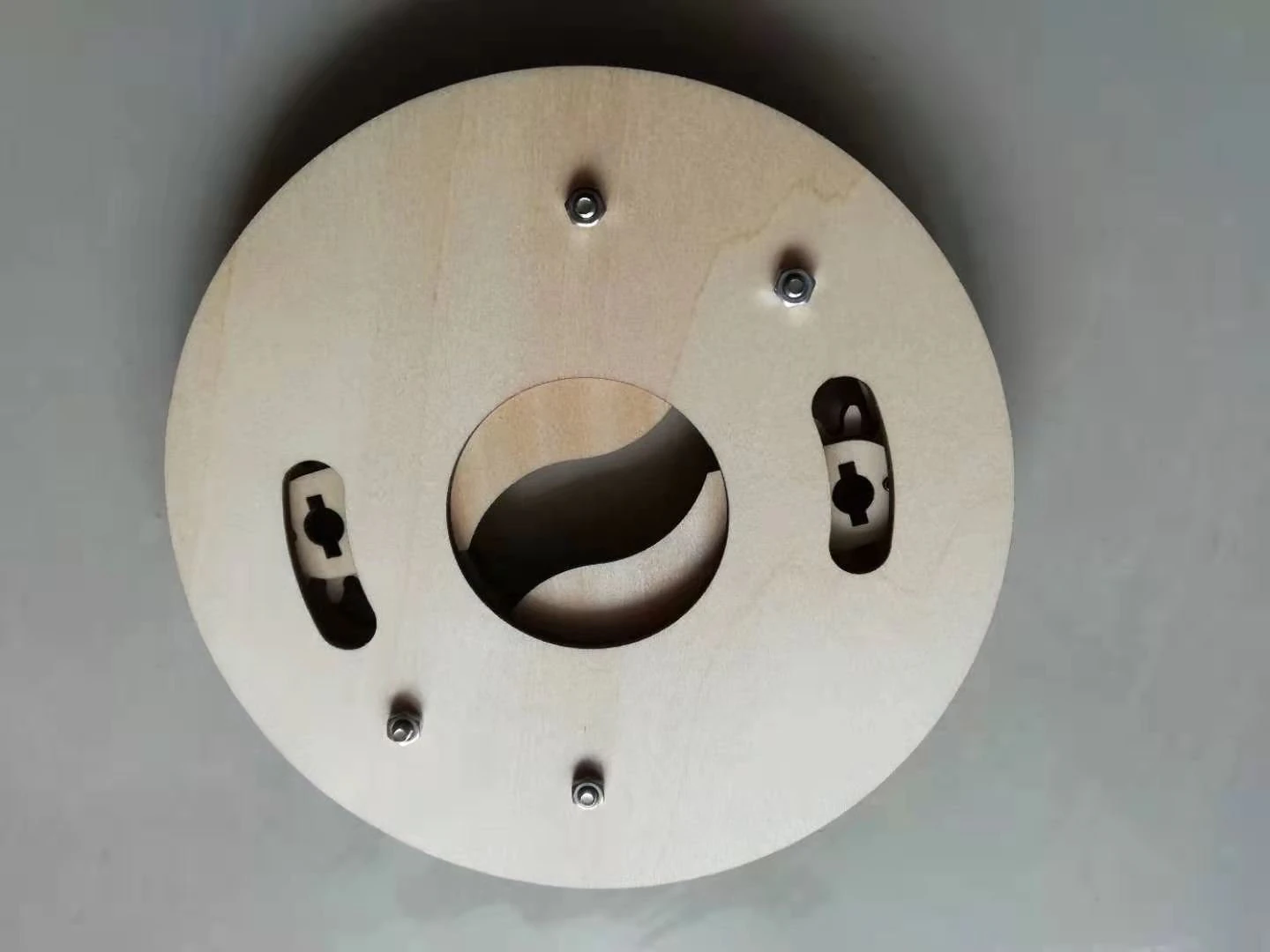 Laser cut planetary gear type mechanical iris-2 leaf-D130d43 3D Print Model .c4d .max .obj .3ds .fbx .stl .blend 