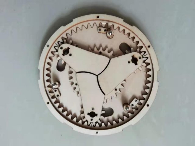 Laser cut planetary gear type mechanical iris-3 leaf-D130d43 Modello di stampa 3D .c4d .max .obj .3ds .fbx .stl .blend 
