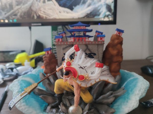 ONE-PIECE EDWARD NEWGATE WHITEBREAD IN MARINEFORD 3D 打印模型