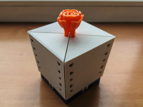 Rose Key Surprise Box Mechanical Gift Box STL Pull-to-Open Design 3D Print Model