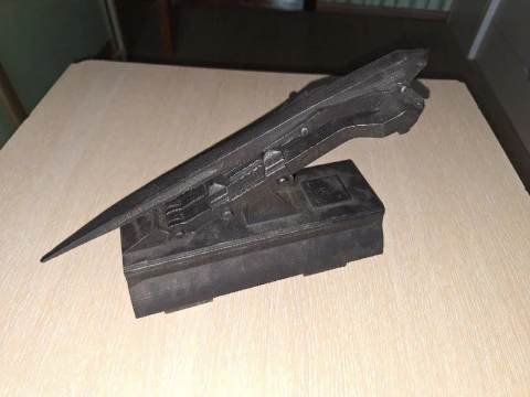 Bidsprinkhanen van cyberpank2044 implanteren 3D printmodel