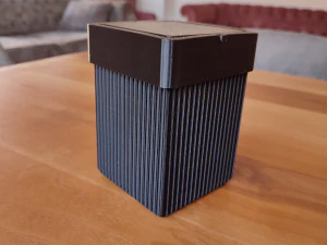 TRASH CAN WITH SWING LID 3D Print Model