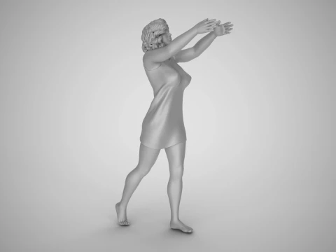 소녀는 잠시 멈춰서 3D 프린트 모델
