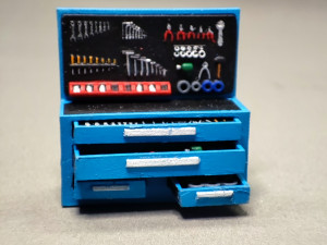 Scale 1-64 workshop workbench whit tools and opening drawers 3D Print Model