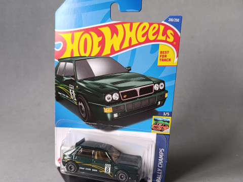 Stand support By Animedalmondo for Hotwheels car blister Modèles 3D en vedette