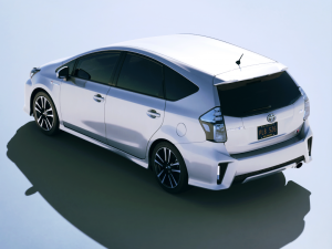 Toyota Prius Alpha GR Sport 2020 Modelo 3D