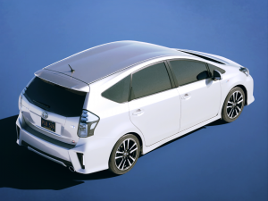 Toyota Prius Alpha GR Sport 2020 Modelo 3D