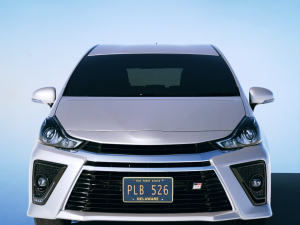 Toyota Prius Alpha GR Sport 2020 Modelo 3D