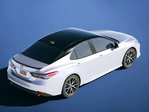 Toyota Camry XLE 2019 3D Model