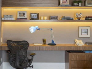 L&Aacute;MPARA Modelo 3D