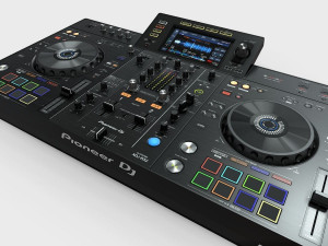 PIONEER XDJ-RX2 Modelo 3D