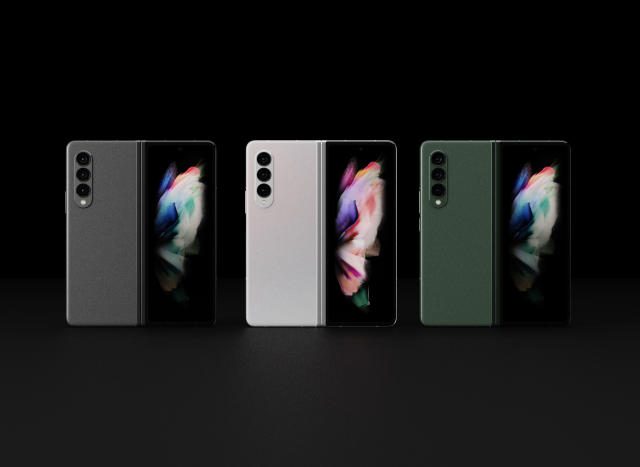 Samsung Galaxy Fold 3 in Official Colors Modello 3D .c4d .max .obj .3ds .fbx .stl .blend 