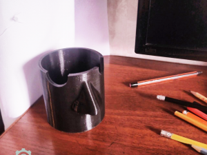 PEN AND EYEGLASS HOLDER STL 3D प्रिंट मॉडल