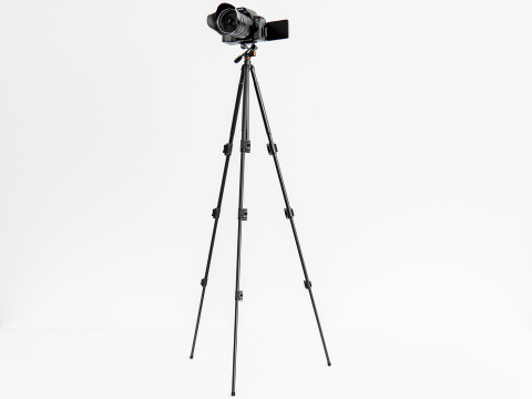 Dslr camera with tripod 3D मॉडल