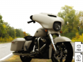 Harley Davidson Street Glide 2021 3D 模型