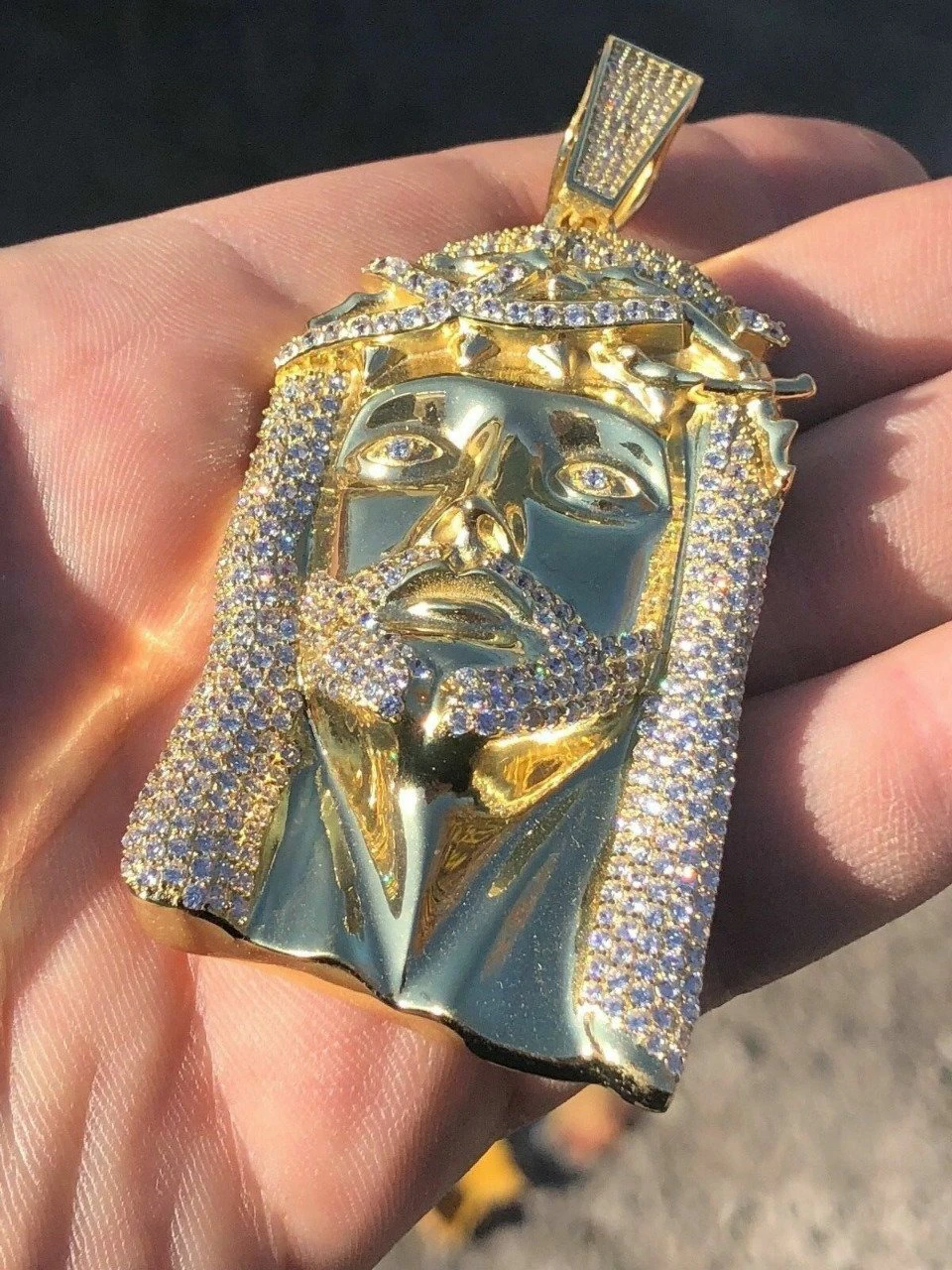 JESUS DIAMOND PENDANT 2 3D Print Model .c4d .max .obj .3ds .fbx .stl .blend 