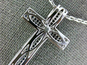 CROSS SIGN DIAMOND PENDANT 3D Print Model