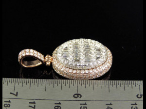 OVAL DIAMOND PENDANT Modèles 3D en vedette