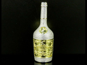 HENNESSY WHISKY WINE BOTTLE DIAMOND PENDANT 3Dプリントモデル