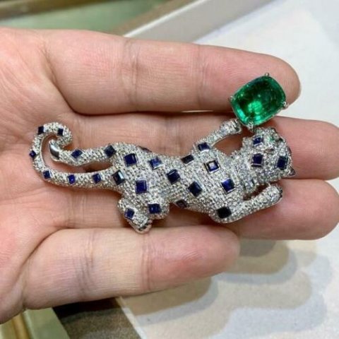 PANTHER DIAMOND BROOCH 3Dプリントモデル .c4d .max .obj .3ds .fbx .stl .blend 