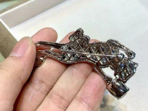 PANTHER DIAMOND BROOCH 3D Print Model