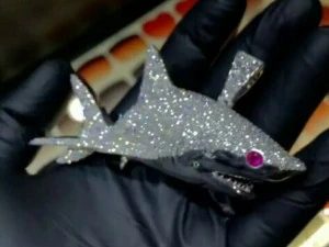 SHARK DIAMOND PENDANT 3D Print Model